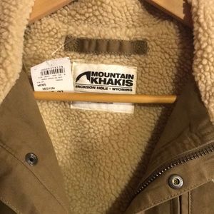 Mountain Khakis Jackets & Coats - NWT MOUNTAIN KHAKIS RANCH SHEARLING VEST Mountain Khakis Jackets & Coats - NWT MOUNTAIN KHAKIS RANCH SHEARLING VEST